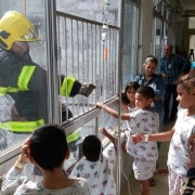 Hospital Criança Conceição recebe visita do CBMRS