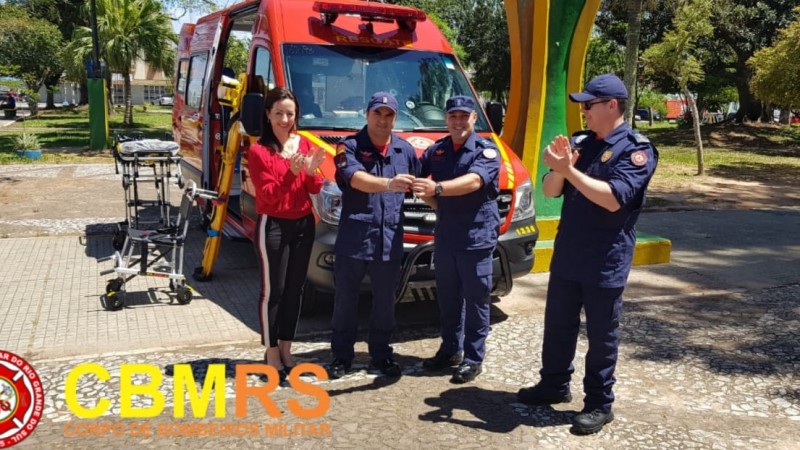 Entrega de viatura ao Corpo de Bombeiros Militar de Rosário do Sul