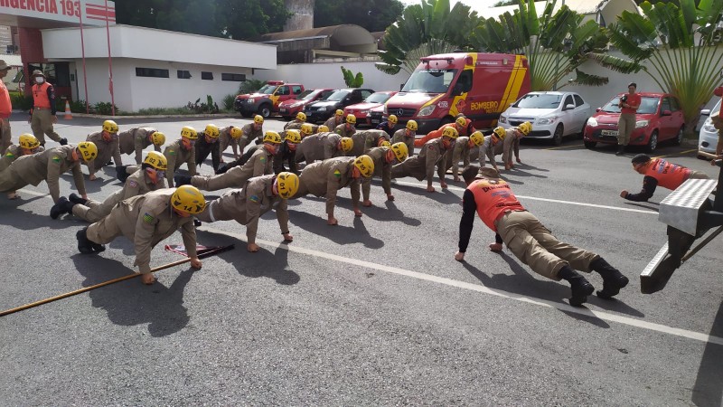 Curso de Operações de Salvamento em Desastres do CBMGO tem militares do CBMRS entre os alunos