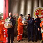 CBMRS doa caminhão de combate a incêndio aos Bombeiros Voluntários de Santo Cristo