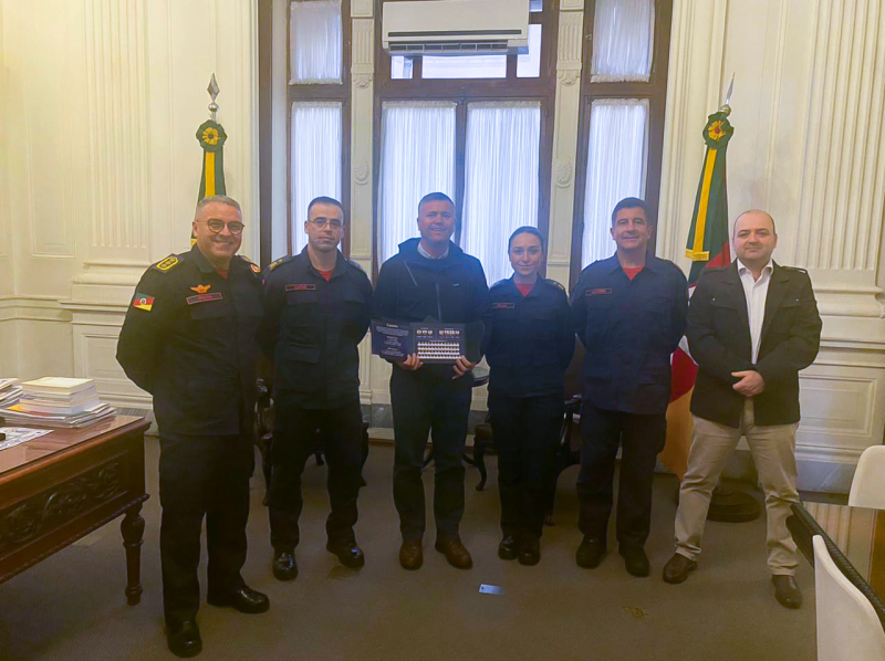 Chefe da Casa Militar recebe convite para solenidade