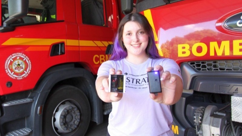 Equipamento desenvolvido por Stephanie Staub utiliza o princípio da radiofrequência.