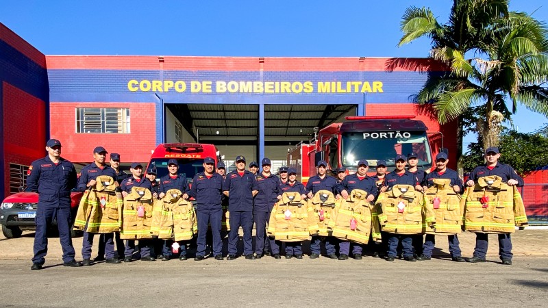 CBMRS realiza entrega de novos equipamentos a unidades do Corpo de Bombeiros Militar do 2ºBBM