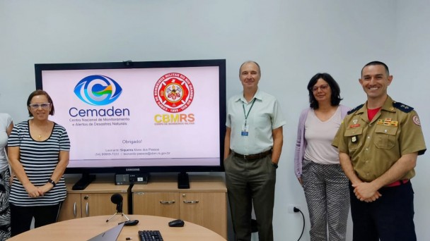 Visita ao Centro Nacional de Monitoramento e Alertas de Desastres Naturais