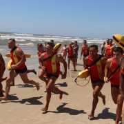 Dia Nacional do Guarda-vidas é celebrado com tradicional competição em Tramandaí