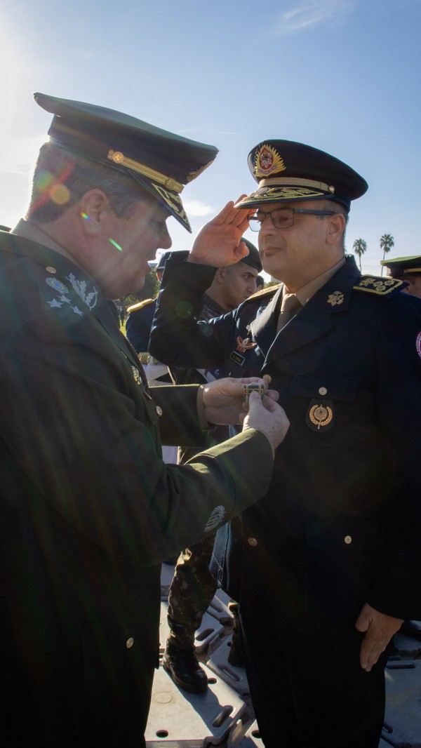 Comandante Geral recebe Medalha Exército Brasileiro