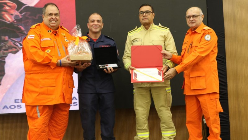 Oficial do CBMRS representa Corpora&ccedil;&atilde;o em evento na Bahia
