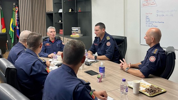 Comandante-Geral do CBMRS, Coronel Julimar Fortes Pinheiro, realiza a primeira reunião do Conselho Superior da Corporação.