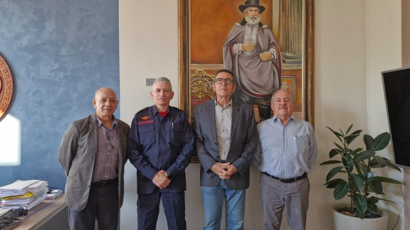 Reunião com a Liga de Defesa Nacional.