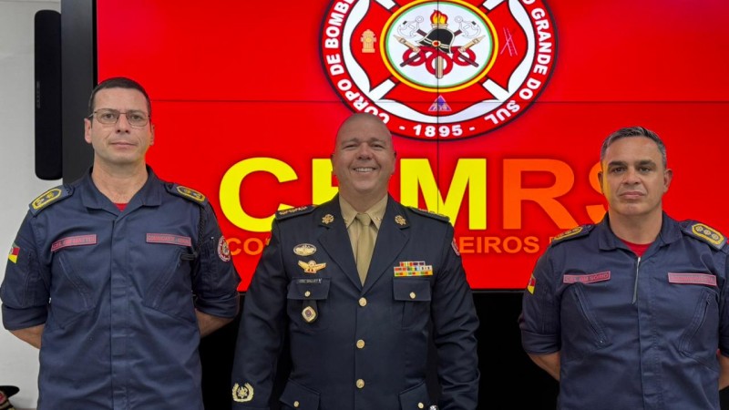 Novo Diretor do Departamento Administrativo do CBMRS, Coronel Sallet, apresentou-se na &uacute;ltima segunda-feira (16/3).